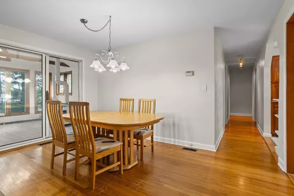Westford, MA 01886,40 Lake Shore Drive S