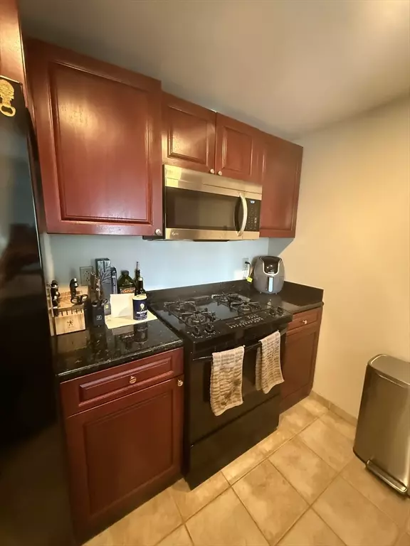Boston, MA 02111,1 Nassau Street #1101