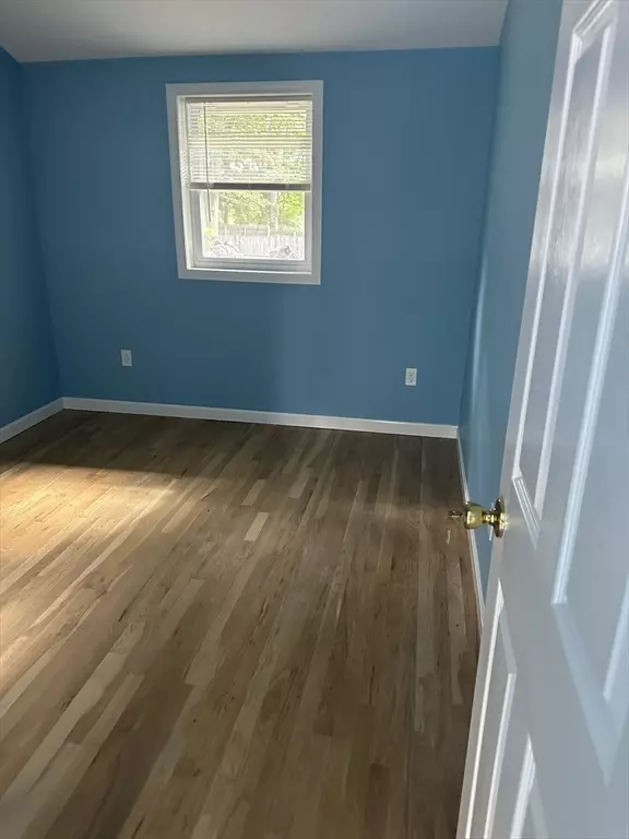 Brockton, MA 02302,25 Ruth Rd #2R