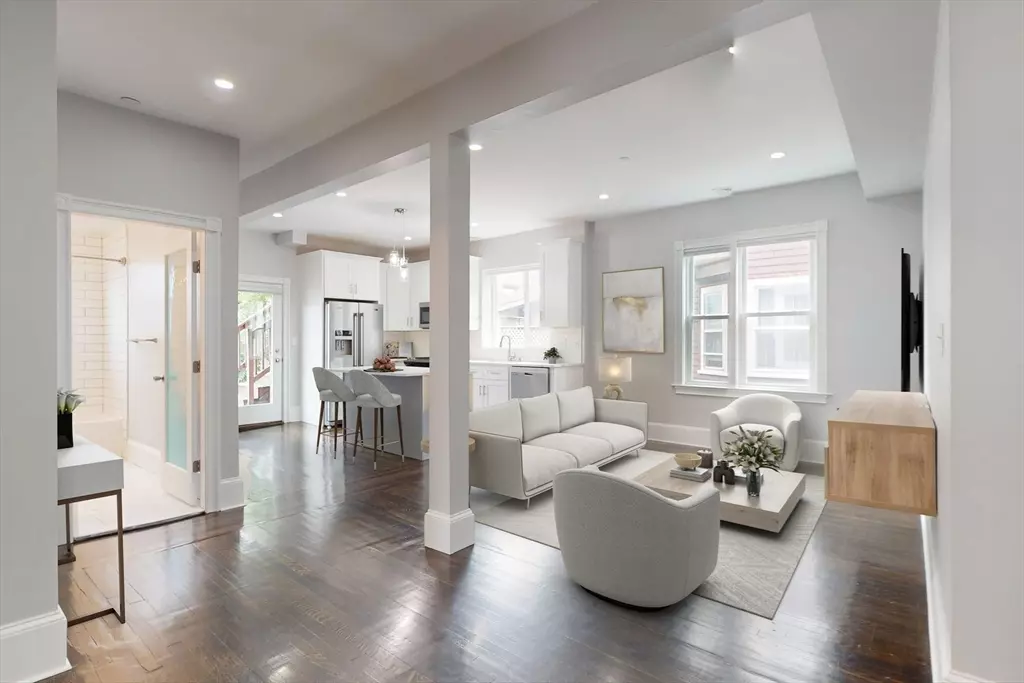 Boston, MA 02121,61 Charlotte Street #2