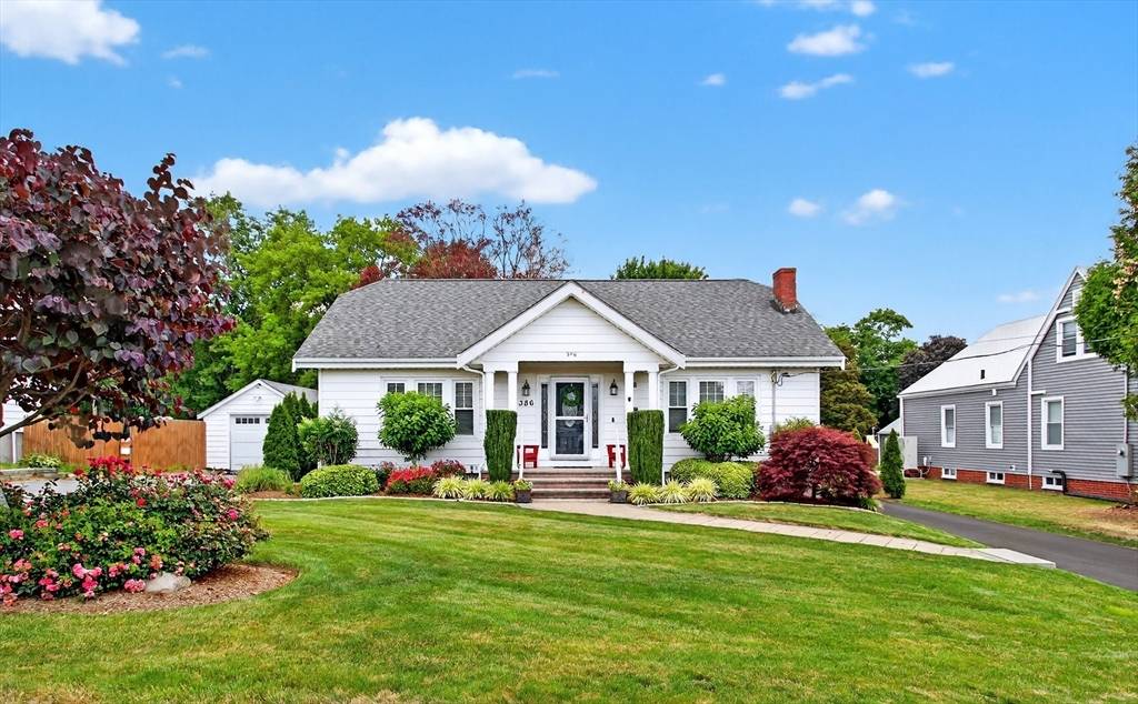 386 Buffinton St, Somerset, MA 02726