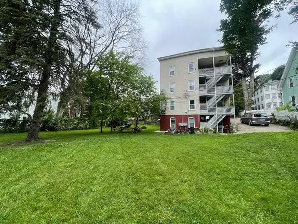 Worcester, MA 01610,16 Gates St