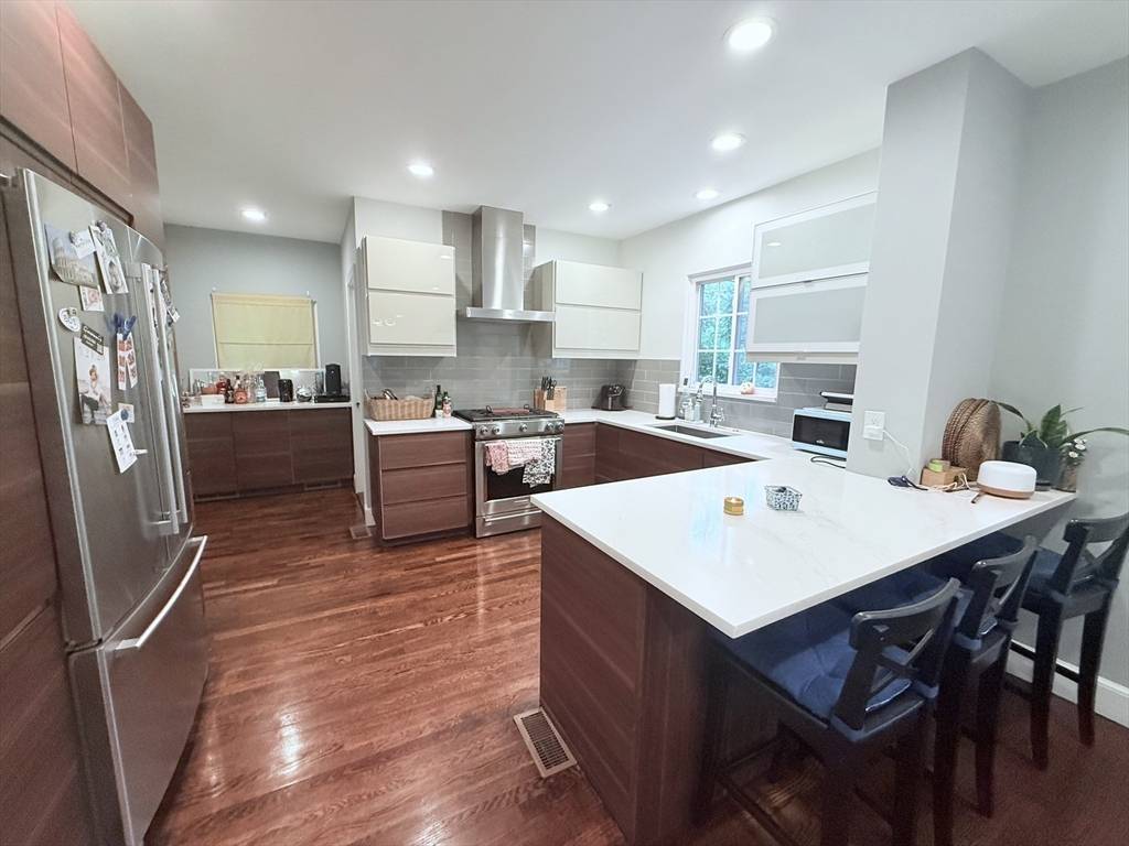 43 Gardner Rd #1, Brookline, MA 02445