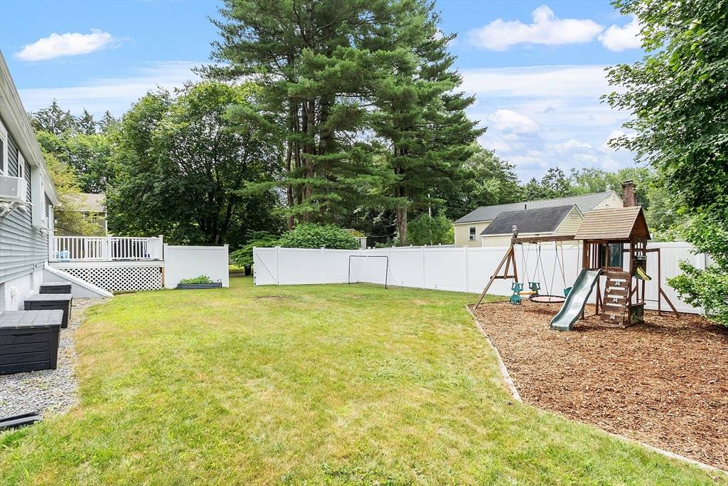 Littleton, MA 01460,21 Pleasant St