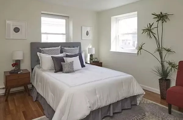Cambridge, MA 02138,104 Trowbridge St #4