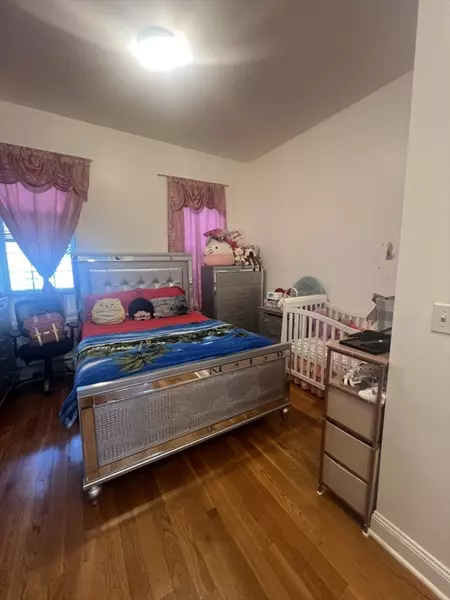 36 Hawthorne Street #8, Chelsea, MA 02150