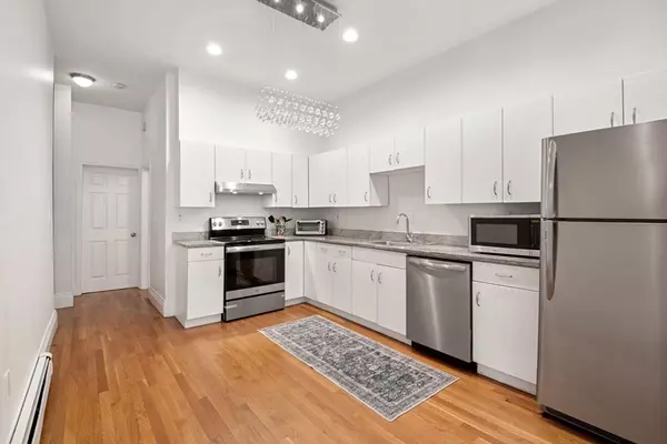 249 Roxbury St #1, Boston, MA 02119