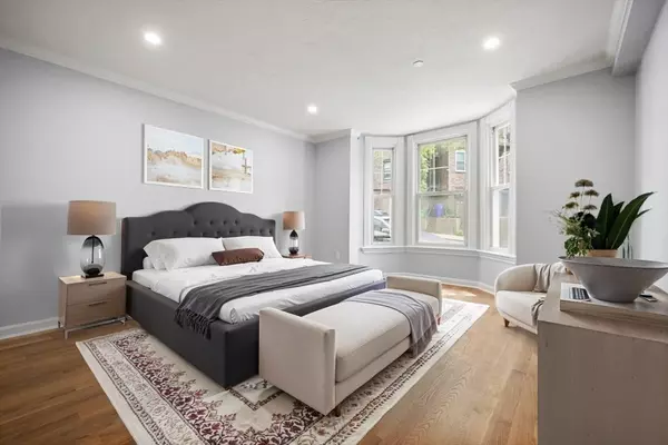 Boston, MA 02127,71 Old Harbor St #1