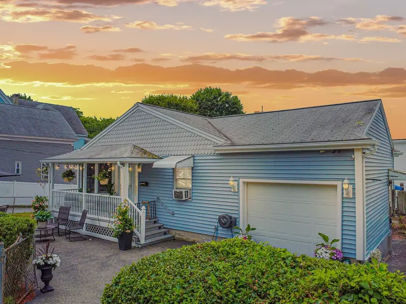 334 High St, Lawrence, MA 01841