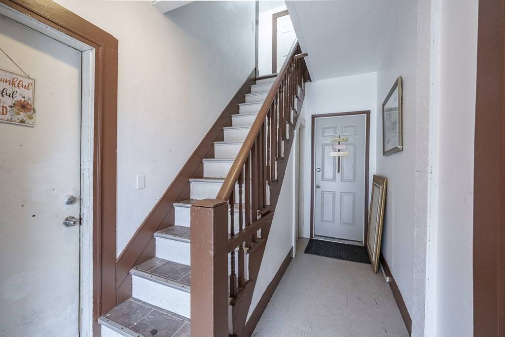 Springfield, MA 01109,79 Oak St