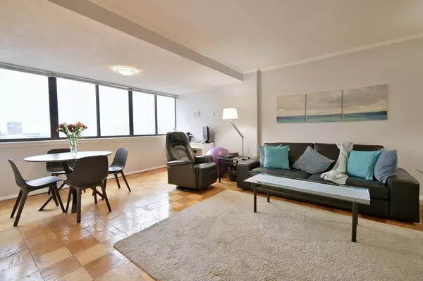 Boston, MA 02114,6 Whittier Pl #15O