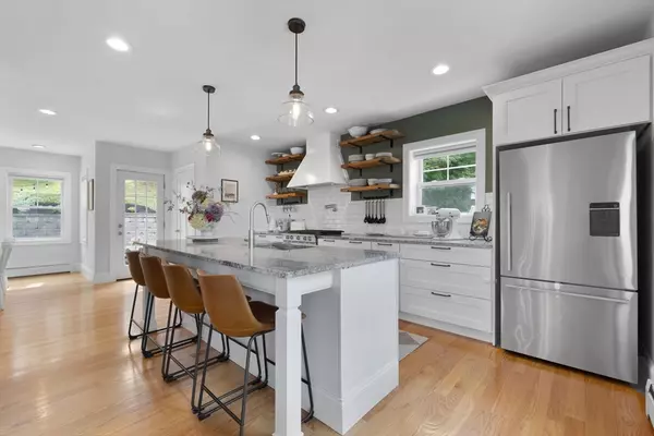 Newburyport, MA 01950,15 Howard St