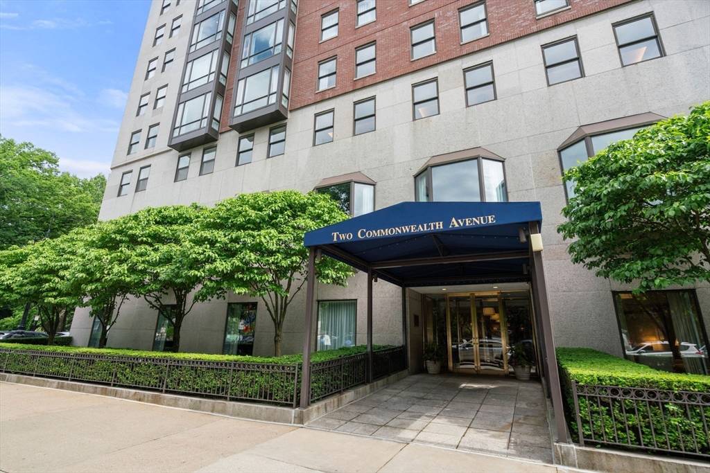 2 Commonwealth #9A, Boston, MA 02116