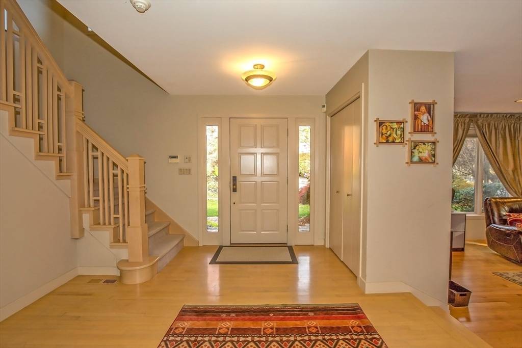 Longmeadow, MA 01106,70 Tennyson Dr