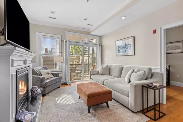 Boston, MA 02127,59 Story St #3