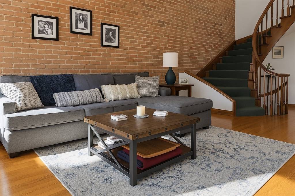 14 Dartmouth Street #2, Boston, MA 02118
