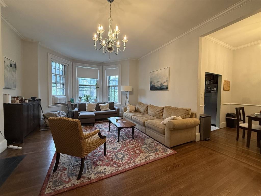 236 Marlborough St #4, Boston, MA 02116