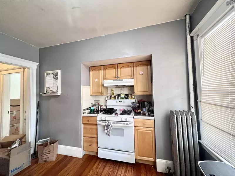 70 Quint Ave #1, Boston, MA 02134
