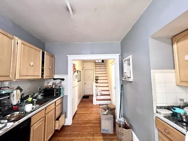 Boston, MA 02134,70 Quint Ave #1