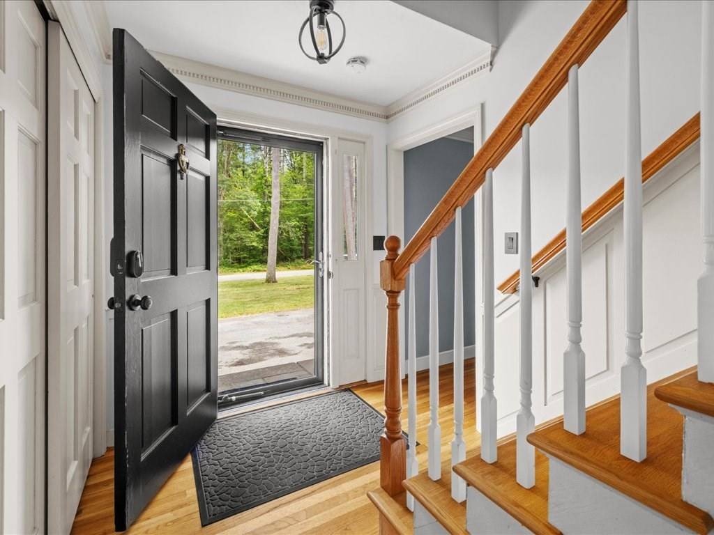 Uxbridge, MA 01569,262 W River Rd