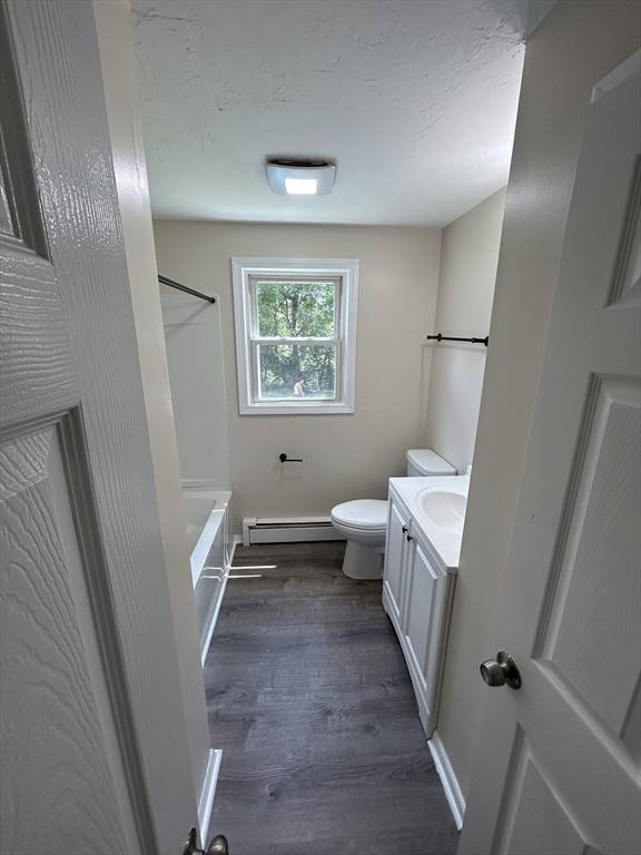 Webster, MA 01570,31 Joyce St #2