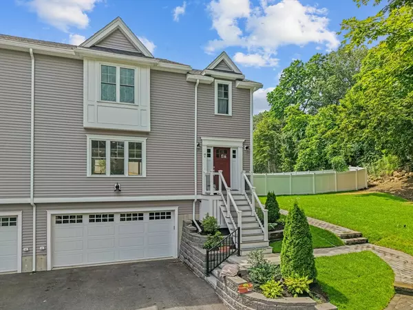 26 Atwood Ave #A, Wakefield, MA 01880
