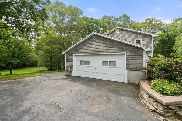 Bellingham, MA 02019,349 Center St