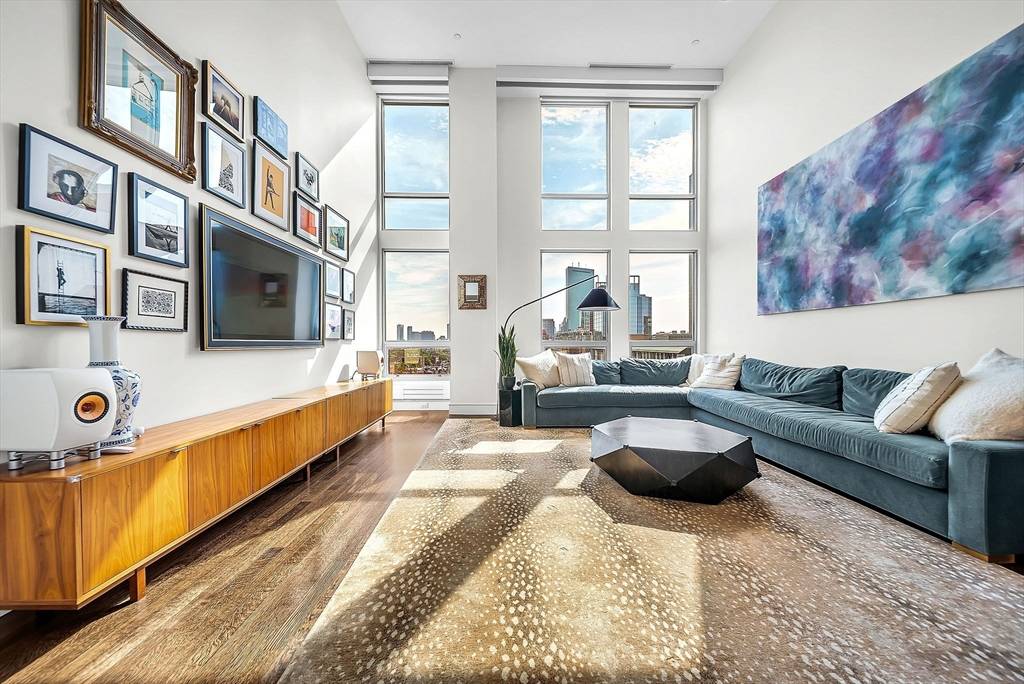 360 Newbury Street #PH807, Boston, MA 02115