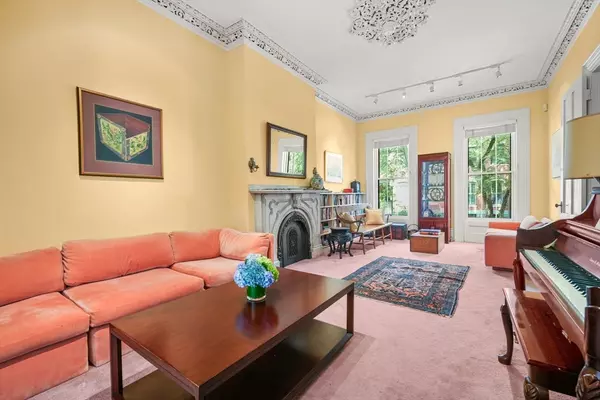 Boston, MA 02118,66 Rutland St