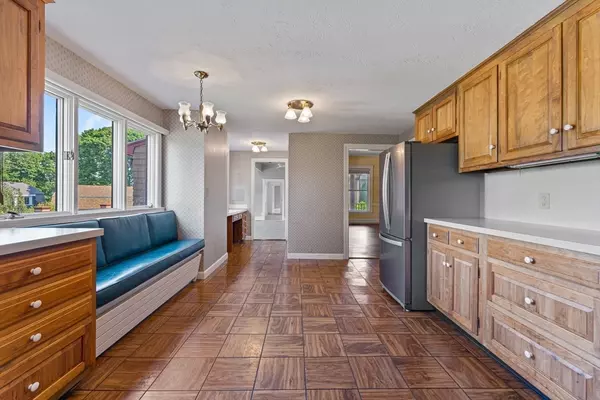 Marblehead, MA 01945,372 Ocean Avenue