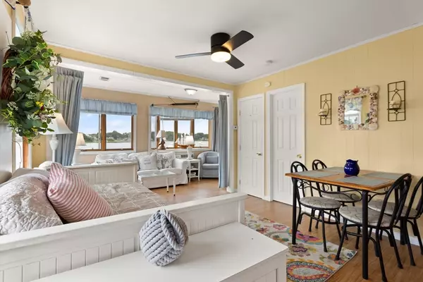 Wareham, MA 02571,17 Blue Jay Terrace