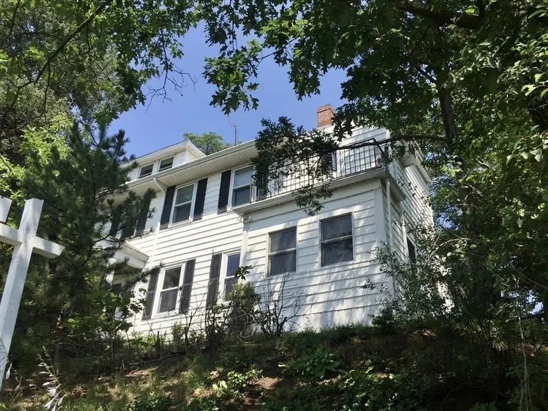1094 Centre Street, Newton, MA 02459