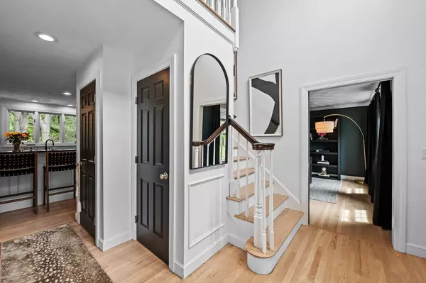 North Reading, MA 01864,12 Tarbox Ln