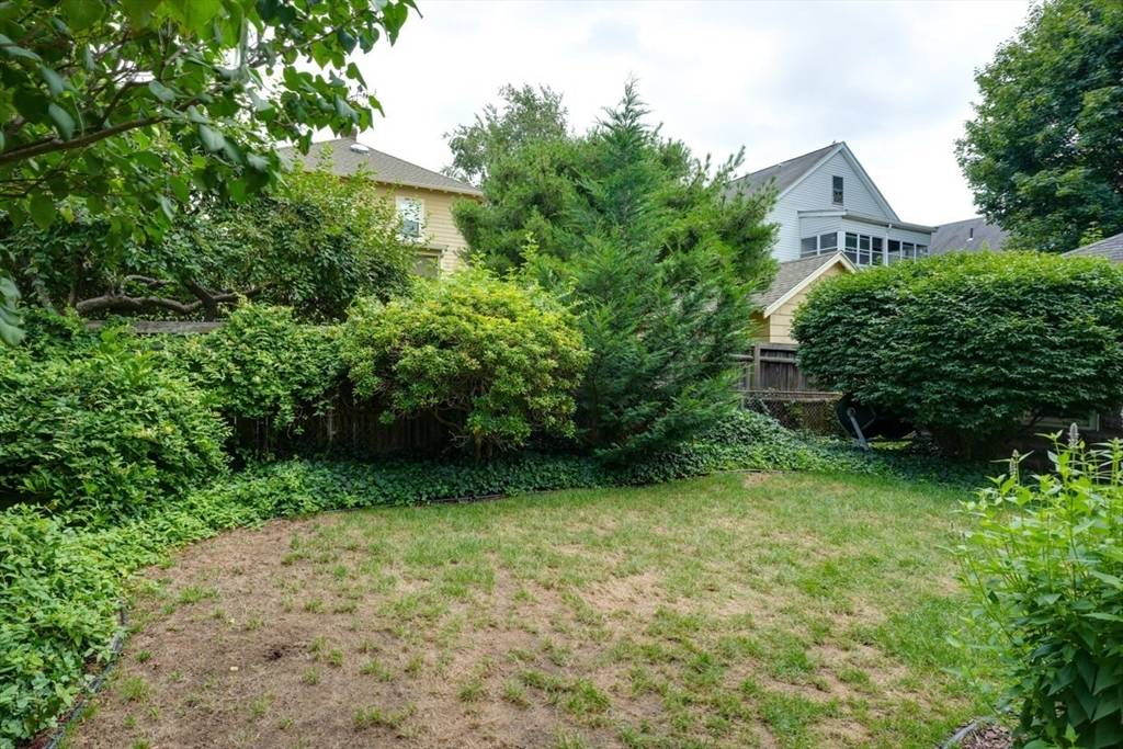 Belmont, MA 02478,117 Slade St #117