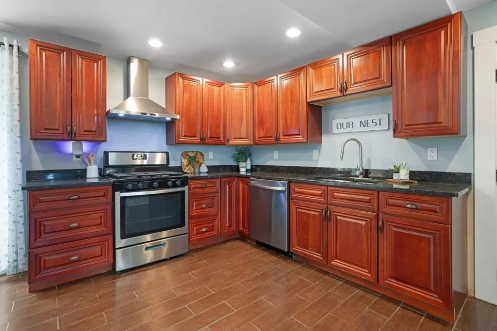 Malden, MA 02148,494 Salem St