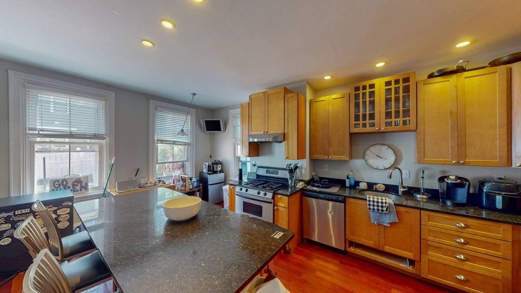 Boston, MA 02127,58 P St #1