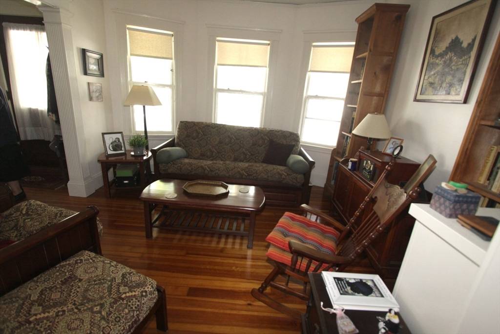 Somerville, MA 02144,10 Whitman Street #10