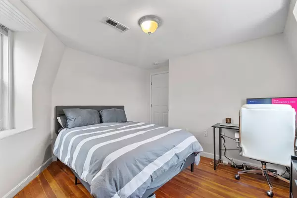 Boston, MA 02129,528 Medford #3