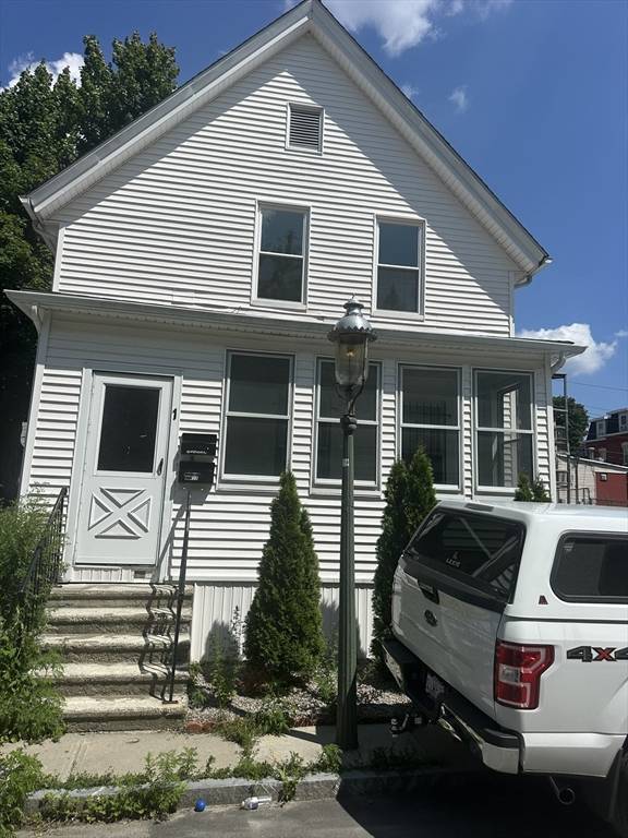 1 Dayton Pl, Worcester, MA 01609