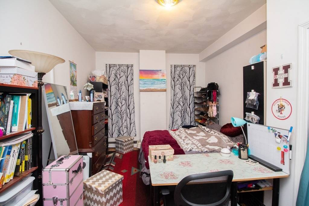 Brookline, MA 02445,10 Davis Ave #C