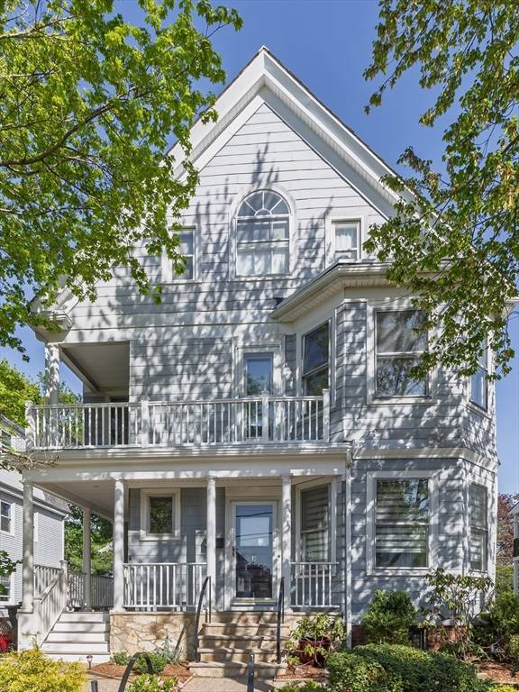 Belmont, MA 02478,13 Oxford Ave #13
