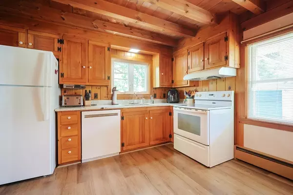 Ayer, MA 01432,18 Douglas Dr