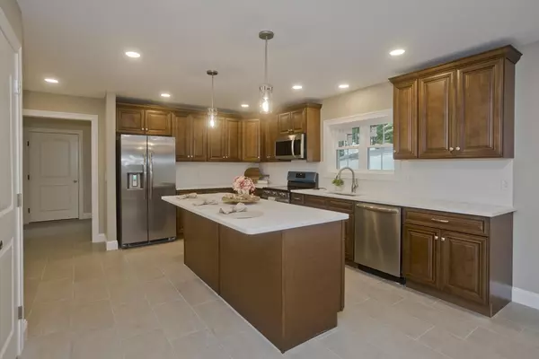 Monson, MA 01057,186 Upper Hampden Rd