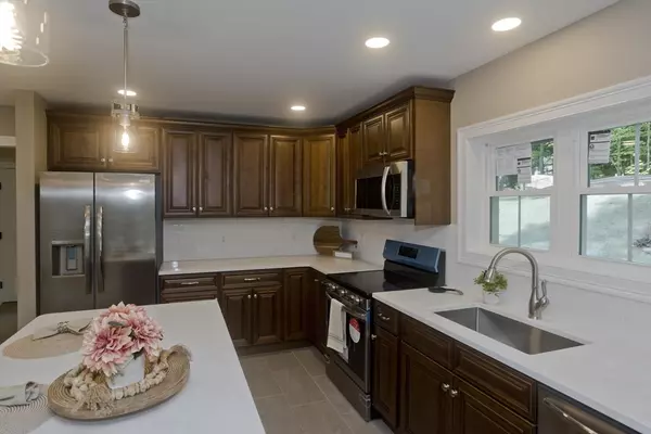 Monson, MA 01057,186 Upper Hampden Rd