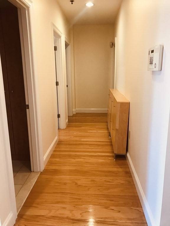 Boston, MA 02118,1723 Washington Street #210