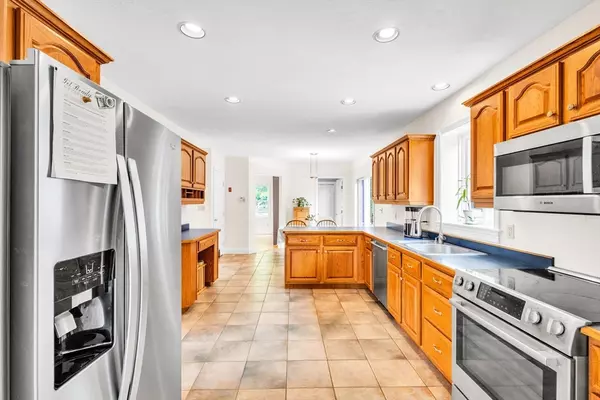 Boxborough, MA 01719,351 Burroughs Road