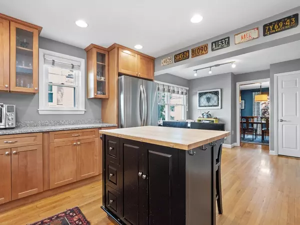 Waltham, MA 02451,56 Summit Street