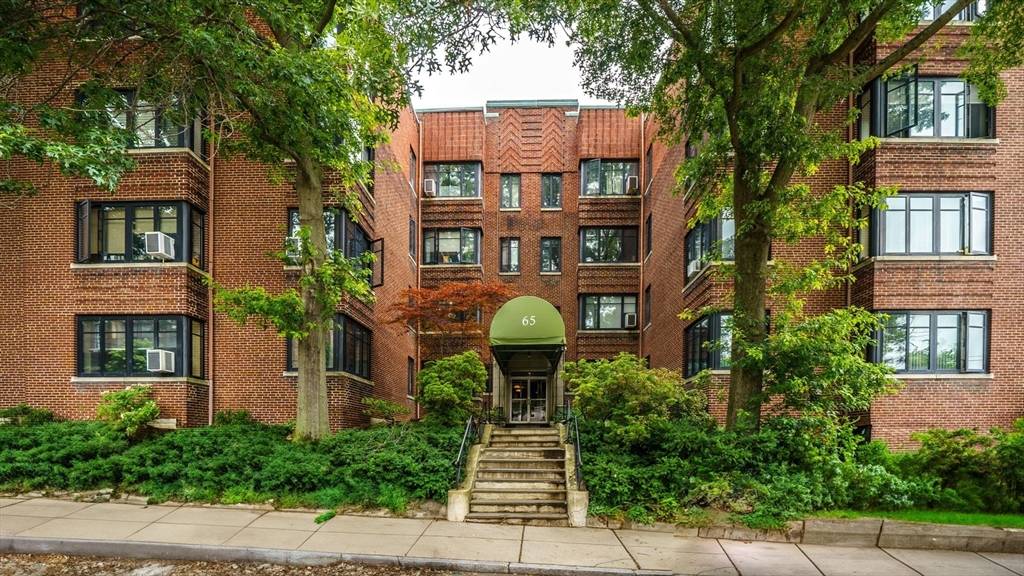 65 Strathmore Rd #42, Boston, MA 02135