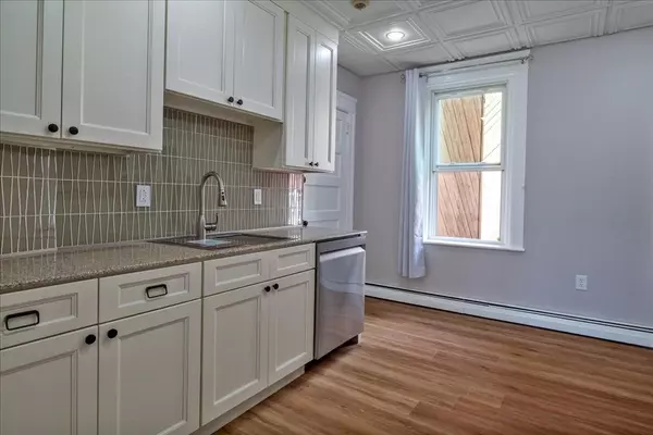 Worcester, MA 01609,6 Chatham Pl #6