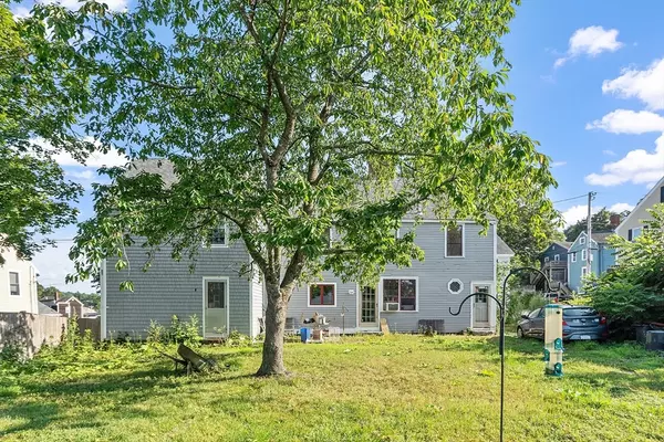 Amesbury, MA 01913,5-7 Boardman Street